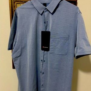 NWT-LULU Commission Short Sleeve button up.